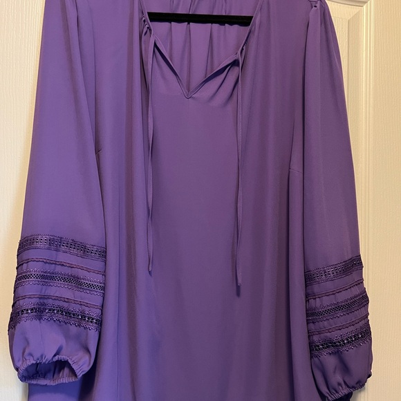 Nwot Laura shirt - Picture 3 of 3